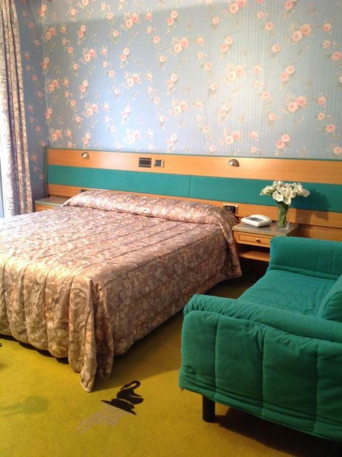 Hotel Ristorante Gromo Bagian luar foto